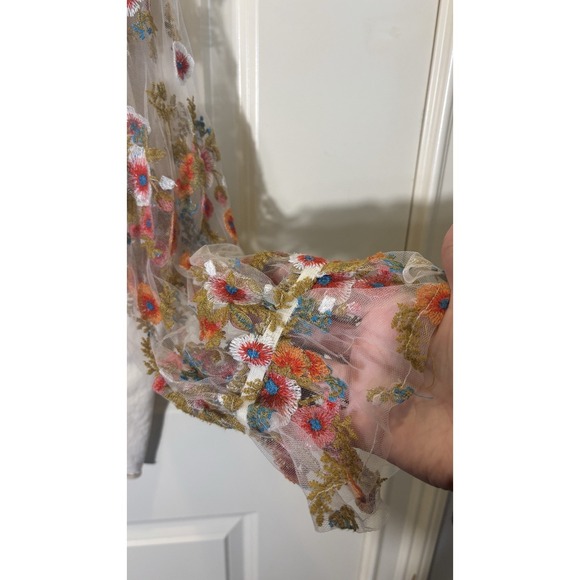 Umgee Women's Ivory Floral Embroidered Sheer Puff Long Sleeve Top Size Medium - Picture 5 of 8